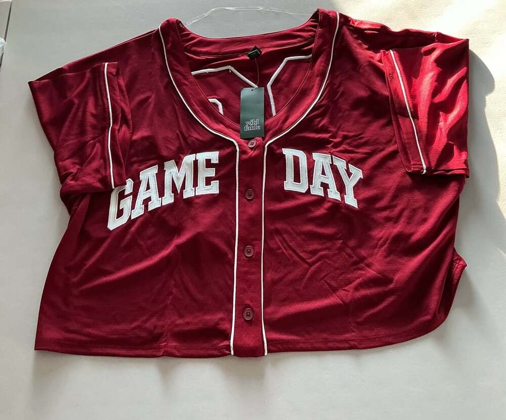 Wild Fable Game Day Jersey Size 1x Red Cropped Athletic V-Neck
